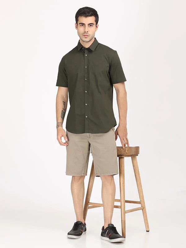 Indian Terrain Men's Regular Fit Solid Khaki Shorts